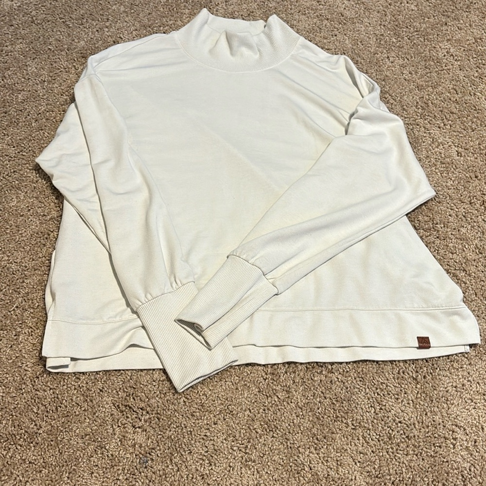 turtle neck sweater